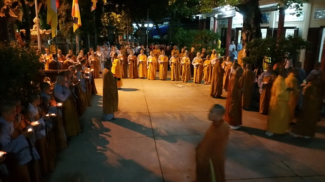 Trang nghiêm lễ nhập kim quan Trưởng lão Hòa thượng Thích Thiện Bình
