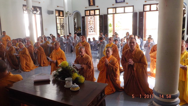 Phật giáo thị xã Ninh Hòa tổ chức lễ Phật thành đạo
