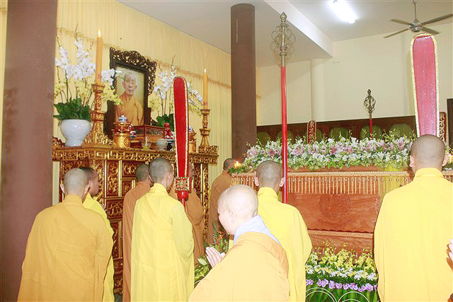 Thanh Hóa: Phật giáo tỉnh kính viếng giác linh cố HT Thích Chơn Thiện