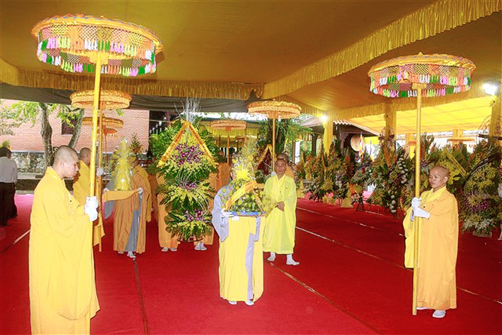 Thanh Hóa: Phật giáo tỉnh kính viếng giác linh cố HT Thích Chơn Thiện