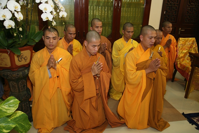 HĐCM và HĐTS viếng tang Cố Trưởng lão HT. Thích Chơn Thiện