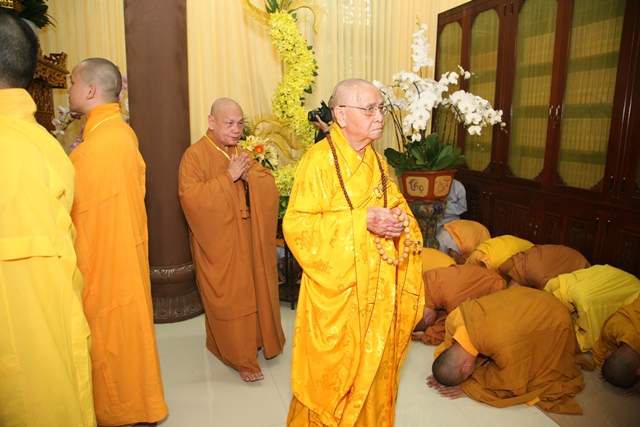 HĐCM và HĐTS viếng tang Cố Trưởng lão HT. Thích Chơn Thiện