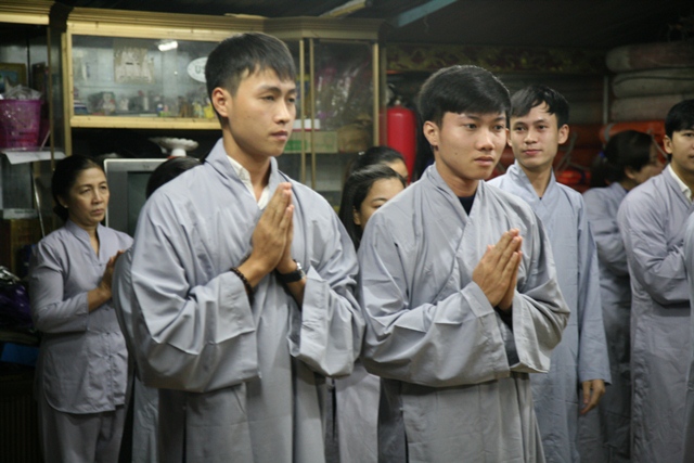 Lễ Phóng sanh đăng hướng vọng kỷ niệm khánh đản Đức Phật A Di Đà năm Bính Thân