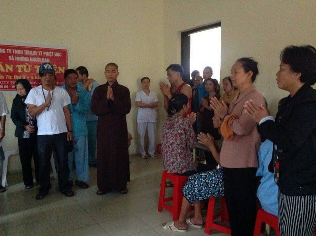 Thái Bình: Chùa Từ Xuyên thăm hỏi, tặng quà bệnh nhân