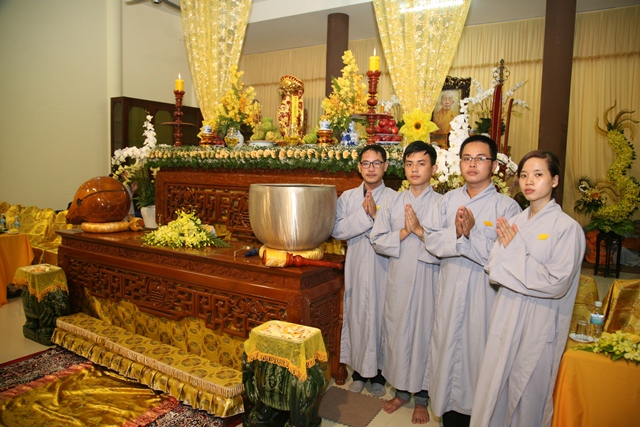 Lễ Sơ dạ cung tiến Giác linh Cố Trưởng lão HT. Thích Chơn Thiện