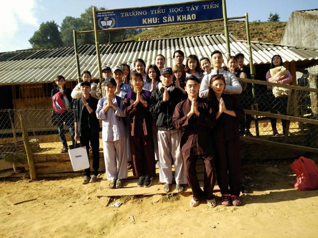 Câu lạc bộ thanh thiếu niên phật tử chùa Khải Nam với “Hơi ấm vùng cao” 2016