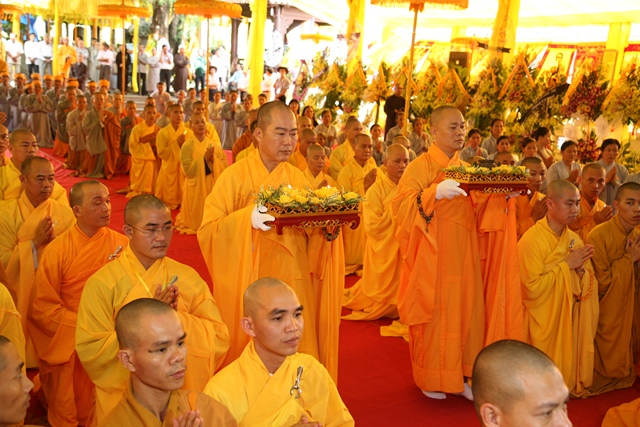 Lễ Sơ dạ cung tiến Giác linh Cố Trưởng lão HT. Thích Chơn Thiện