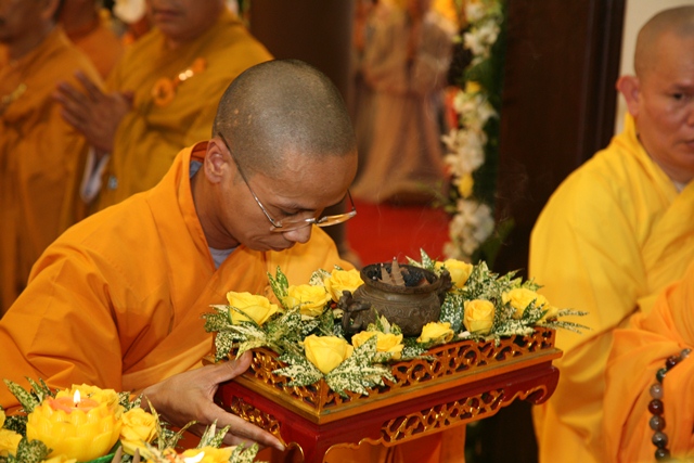 Lễ Sơ dạ cung tiến Giác linh Cố Trưởng lão HT. Thích Chơn Thiện