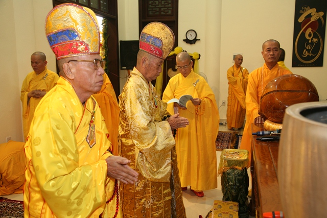 Lễ Sơ dạ cung tiến Giác linh Cố Trưởng lão HT. Thích Chơn Thiện