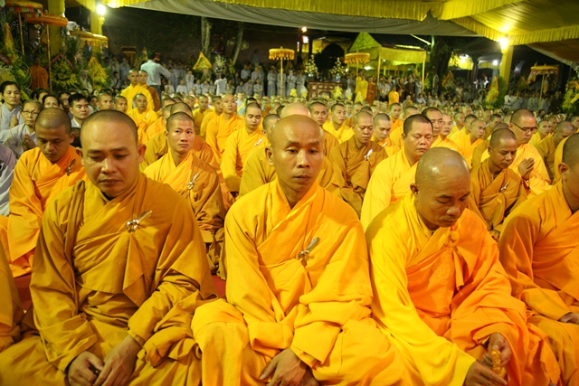 Lễ Tưởng niệm của Ban Trị sự tỉnh, Môn phái Tổ đình Tường Vân và Học viện Phật giáo Huế