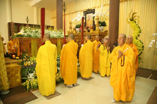 Lễ Tưởng niệm của Ban Trị sự tỉnh, Môn phái Tổ đình Tường Vân và Học viện Phật giáo Huế