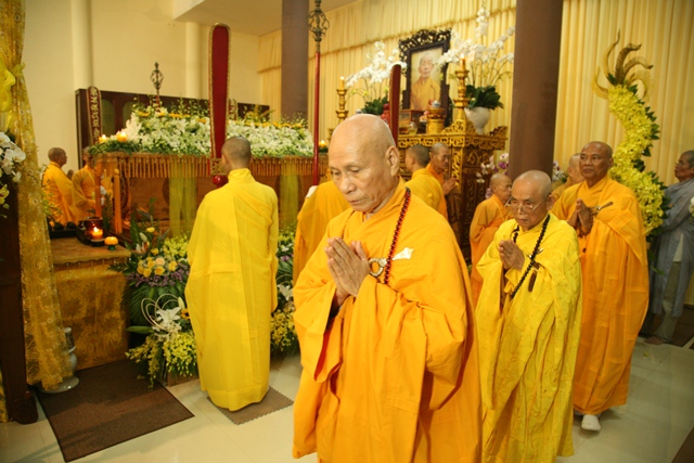 Lễ Tưởng niệm của Ban Trị sự tỉnh, Môn phái Tổ đình Tường Vân và Học viện Phật giáo Huế