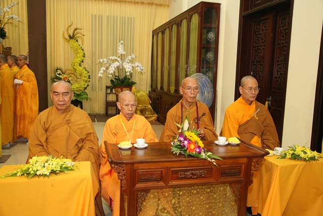 Lễ Tưởng niệm của Ban Trị sự tỉnh, Môn phái Tổ đình Tường Vân và Học viện Phật giáo Huế