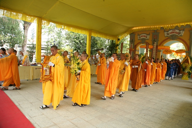 Cung nghinh Giác linh cố HT. Thích Chơn Thiện thăm 2 cơ sở Học viện và Văn phòng BTS tỉnh