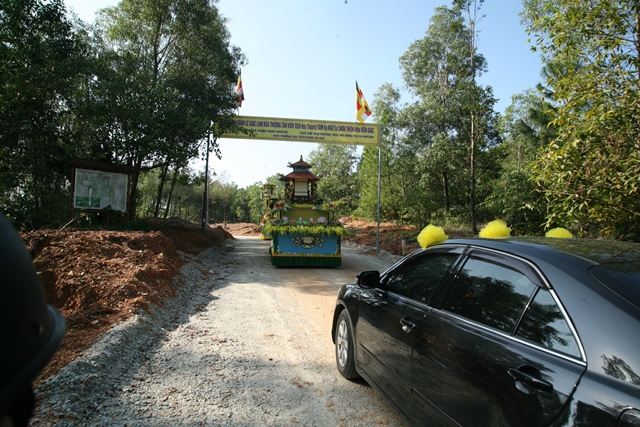 Cung nghinh Giác linh cố HT. Thích Chơn Thiện thăm 2 cơ sở Học viện và Văn phòng BTS tỉnh