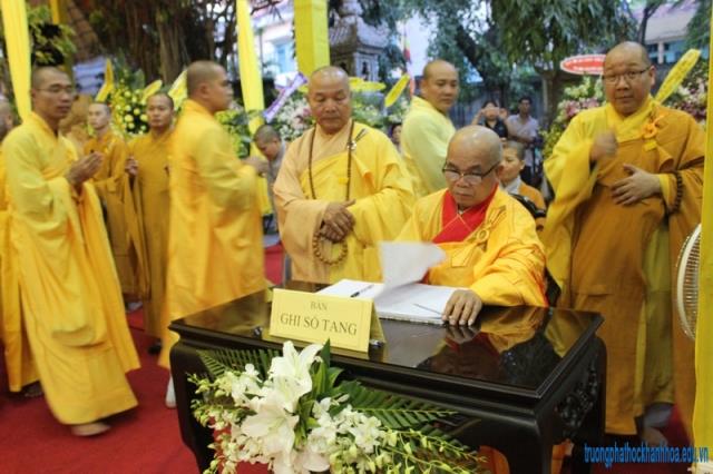 Khánh Hòa: HĐCM, HĐTS GHPGVN kính viếng cố Trưởng  lão HT.Thích Thiện Bình