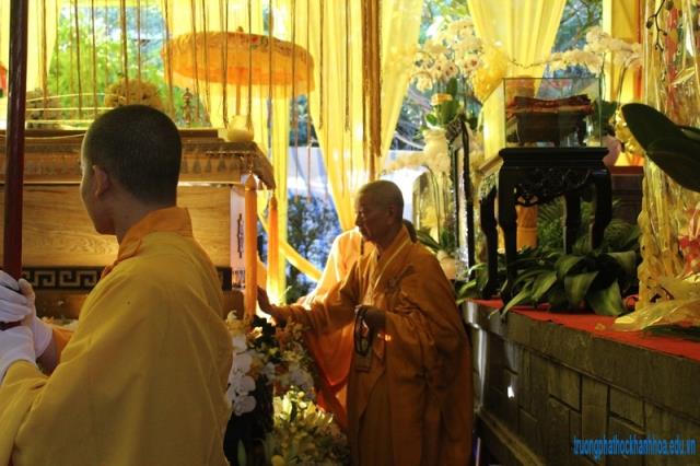 Khánh Hòa: HĐCM, HĐTS GHPGVN kính viếng cố Trưởng  lão HT.Thích Thiện Bình