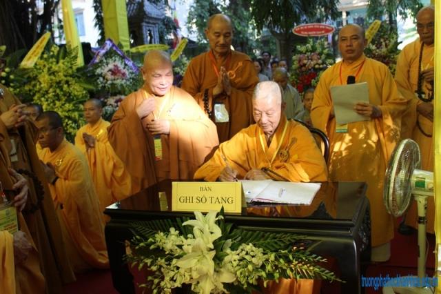 Khánh Hòa: HĐCM, HĐTS GHPGVN kính viếng cố Trưởng  lão HT.Thích Thiện Bình