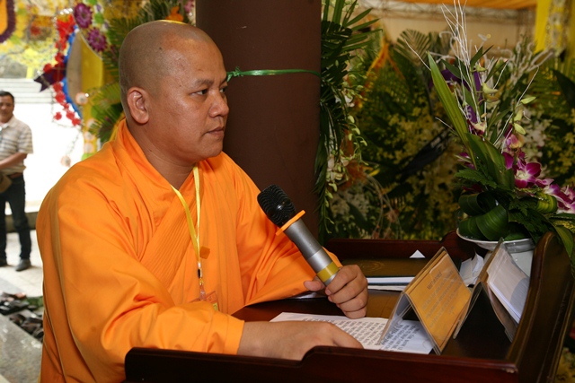 Chùm ảnh: Các phái đoàn viếng tang Cố Trưởng lão HT. Thích Chơn Thiện ngày 12/11