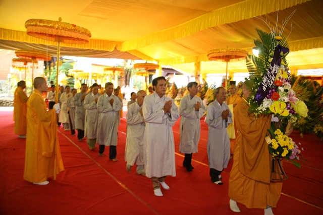 Chùm ảnh: Các phái đoàn viếng tang Cố Trưởng lão HT. Thích Chơn Thiện ngày 12/11