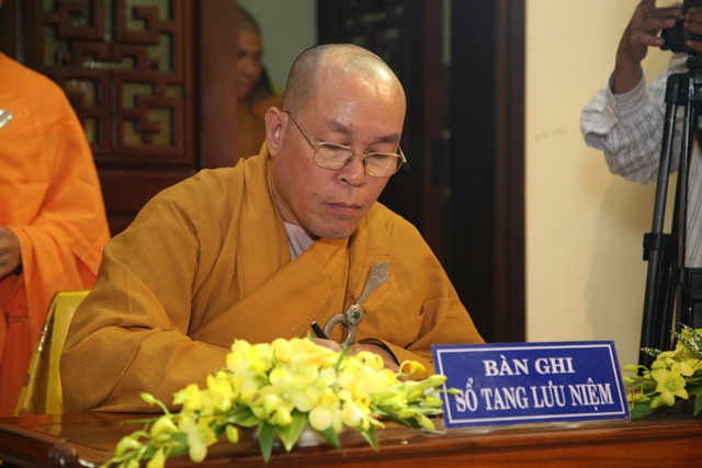 Lễ Sơ dạ cung tiến Giác linh Cố Trưởng lão HT. Thích Chơn Thiện