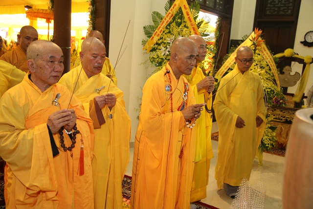 Lễ Sơ dạ cung tiến Giác linh Cố Trưởng lão HT. Thích Chơn Thiện