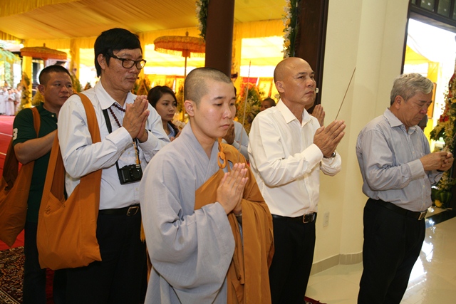 Lễ Sơ dạ cung tiến Giác linh Cố Trưởng lão HT. Thích Chơn Thiện