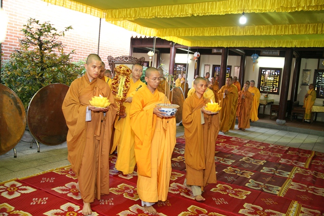 Lễ thỉnh Giác linh Cố Trưởng lão HT.Thích Chơn Thiện yết Phật, Tổ