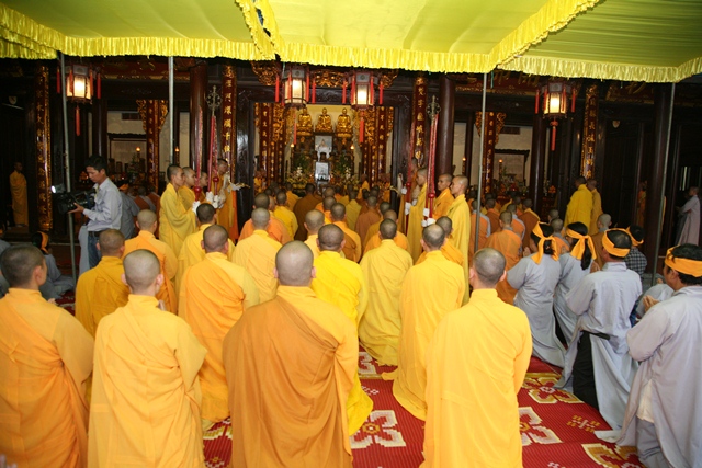 Lễ thỉnh Giác linh Cố Trưởng lão HT.Thích Chơn Thiện yết Phật, Tổ