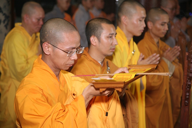 Lễ thỉnh Giác linh Cố Trưởng lão HT.Thích Chơn Thiện yết Phật, Tổ