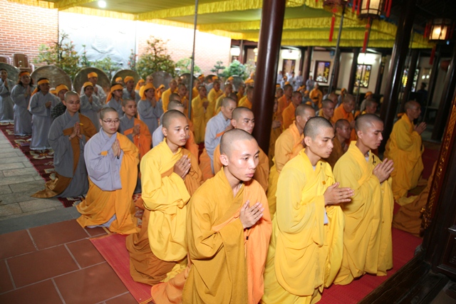 Lễ thỉnh Giác linh Cố Trưởng lão HT.Thích Chơn Thiện yết Phật, Tổ