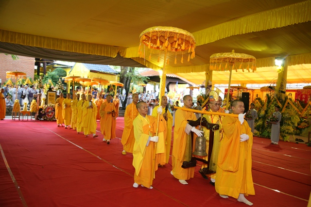 Lễ thỉnh Giác linh Cố Trưởng lão HT.Thích Chơn Thiện yết Phật, Tổ