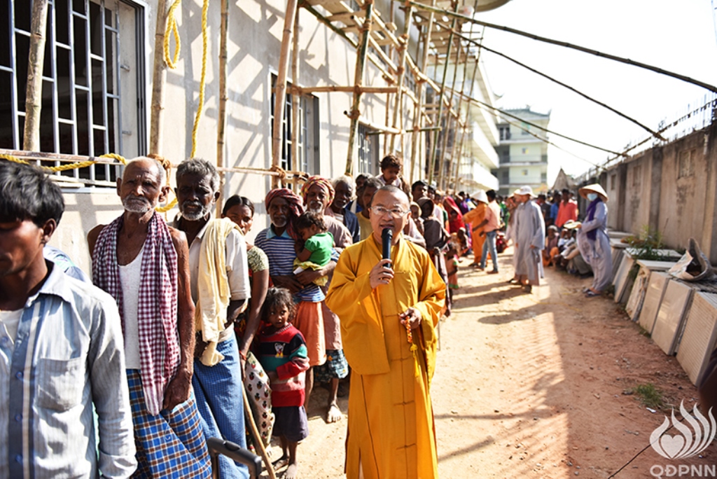 Quỹ Đạo Phật Ngày Nay - Tổng Kết Chương Trình Trao Quà Từ Thiện Và Cúng Dường Trai Tăng Tại Ấn Độ (C103)
