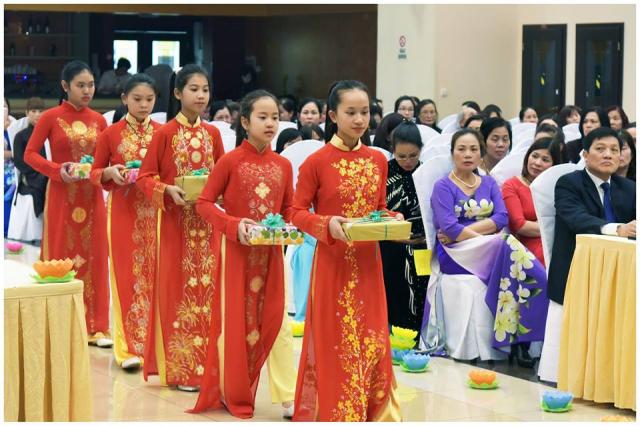 Đại Lễ Thượng Nguyên - Cầu An Tại Thủ Đô Praha, CH Séc (Chùm ảnh số 01)