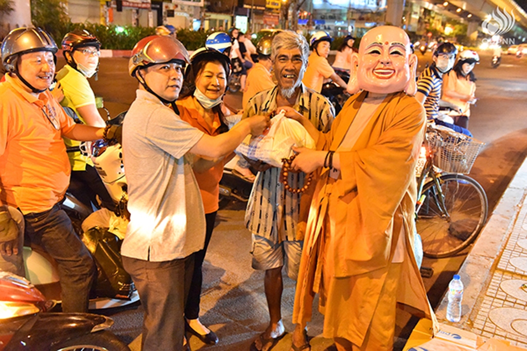 Quỹ Đạo Phật Ngày Nay: Tổng Kết Chương Trình “Di Lặc Du Xuân 2017” - C96