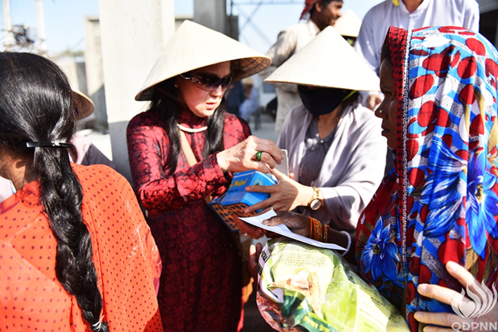 Quỹ Đạo Phật Ngày Nay - Tổng Kết Chương Trình Trao Quà Từ Thiện Và Cúng Dường Trai Tăng Tại Ấn Độ (C103)