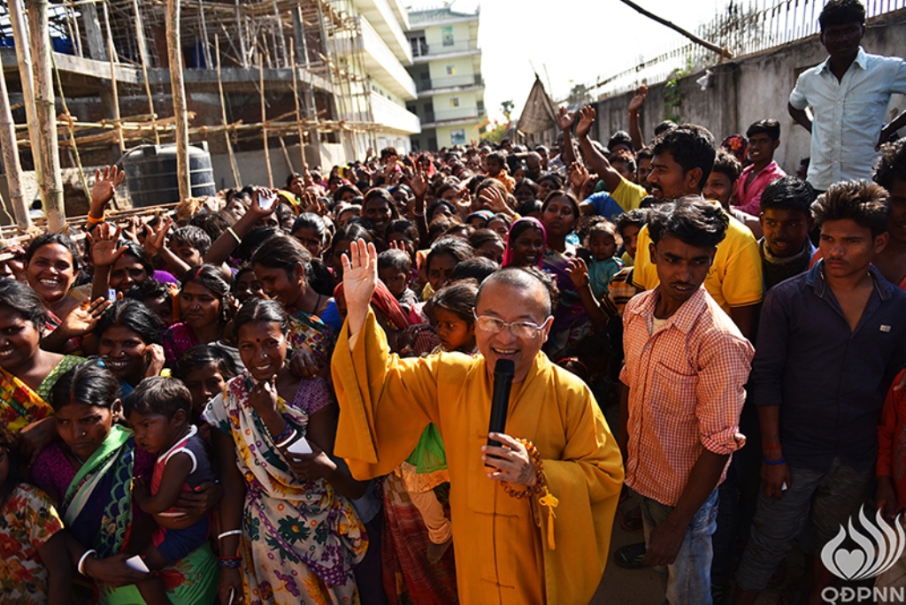 Quỹ Đạo Phật Ngày Nay - Tổng Kết Chương Trình Trao Quà Từ Thiện Và Cúng Dường Trai Tăng Tại Ấn Độ (C103)