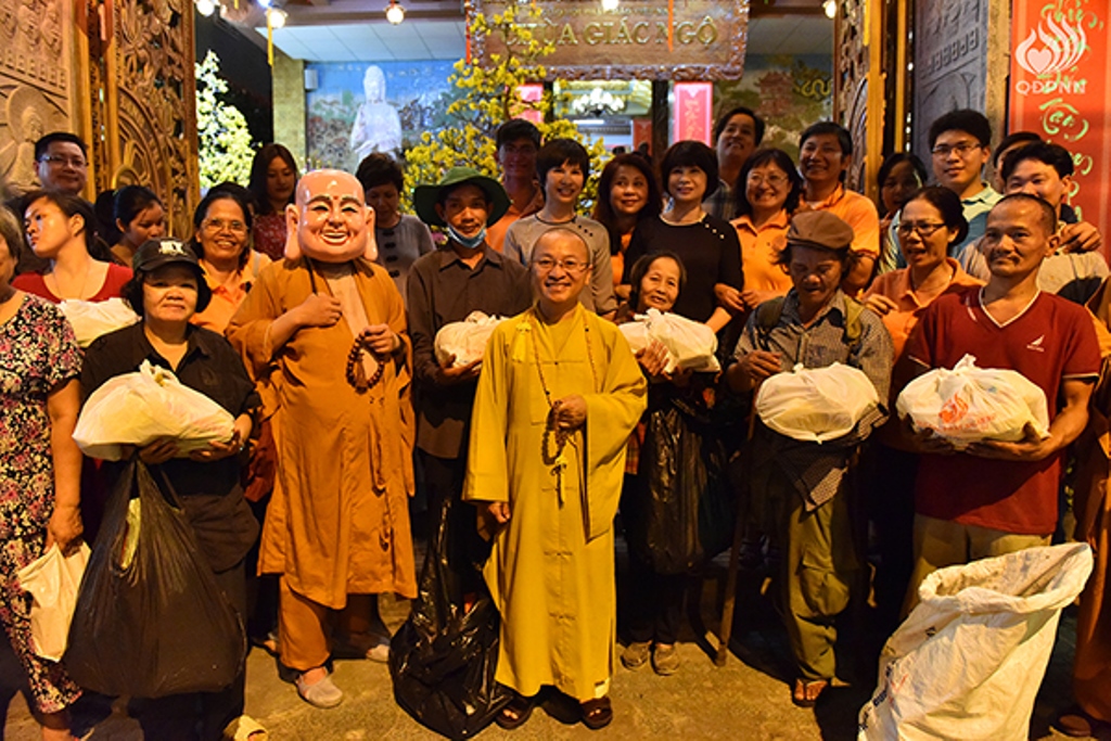 Quỹ Đạo Phật Ngày Nay: Tổng Kết Chương Trình “Di Lặc Du Xuân 2017” - C96