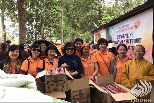Quỹ Đạo Phật Ngày Nay: Tổng kết chương trình “Trao tặng yêu thương” đợt 2  tại hồ  Dầu Tiếng Tây Ninh (C100)