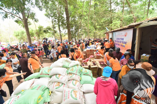 Quỹ Đạo Phật Ngày Nay: Tổng kết chương trình “Trao tặng yêu thương” đợt 2  tại hồ  Dầu Tiếng Tây Ninh (C100)