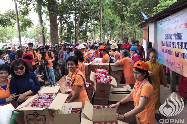 Quỹ Đạo Phật Ngày Nay: Tổng kết chương trình “Trao tặng yêu thương” đợt 2  tại hồ  Dầu Tiếng Tây Ninh (C100)