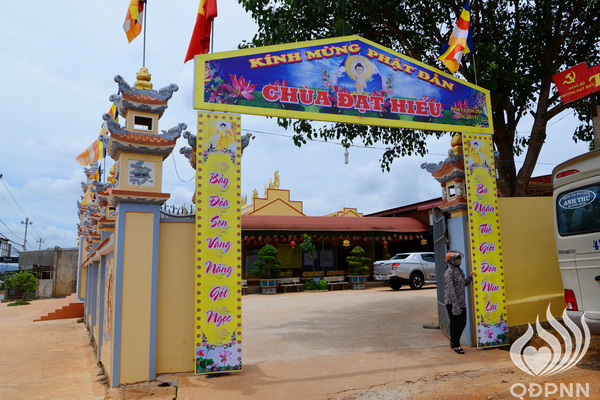 Quỹ Đạo Phật Ngày Nay: Lễ khánh thành “Nhịp cầu yêu thương” và Trao tặng yêu thương cho người khiếm thị, nạn nhân chất độc da cam &amp; Học sinh tại Đắk Lắk (C72d &amp; C107)