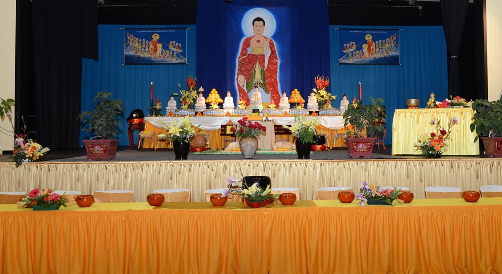 Pháp hội dược sư năm 2017 tại thành phố San Jose (Hoa Kỳ)