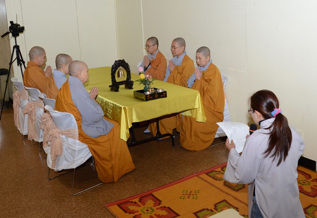 Pháp hội dược sư năm 2017 tại thành phố San Jose (Hoa Kỳ)