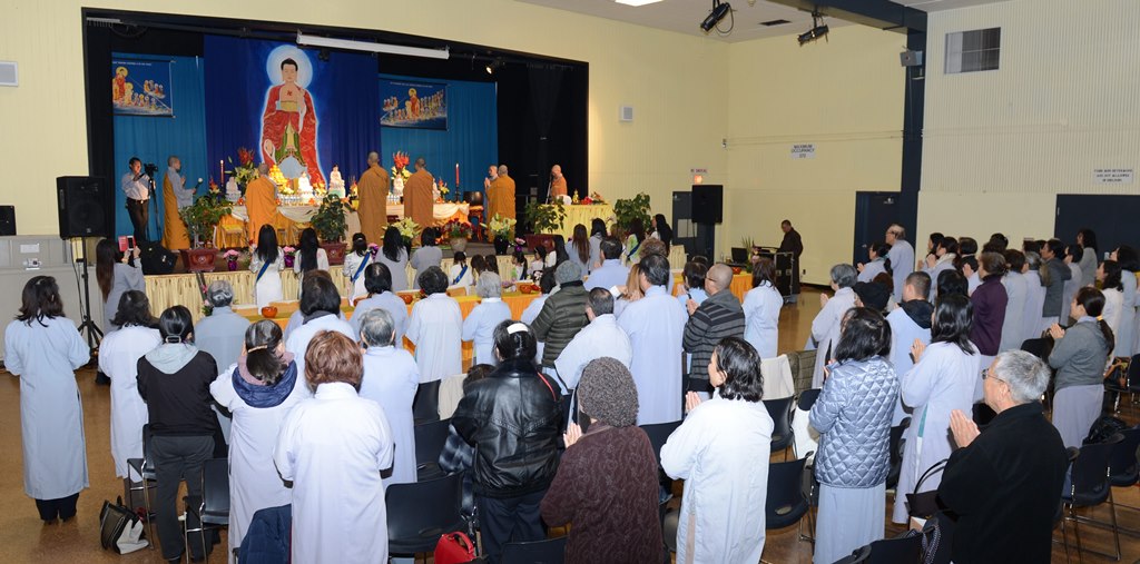 Pháp hội dược sư năm 2017 tại thành phố San Jose (Hoa Kỳ)