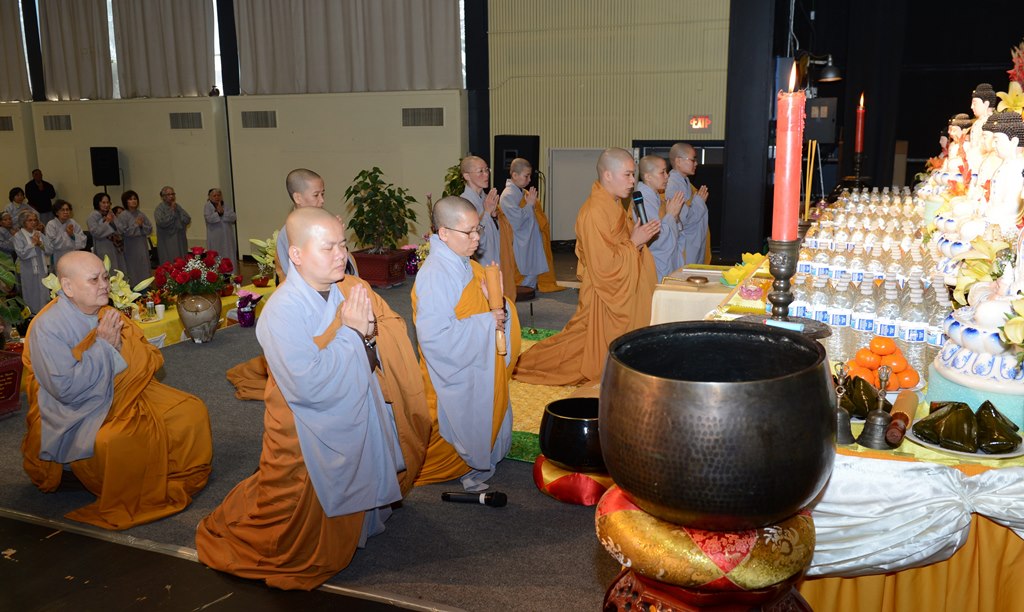 Pháp hội dược sư năm 2017 tại thành phố San Jose (Hoa Kỳ)
