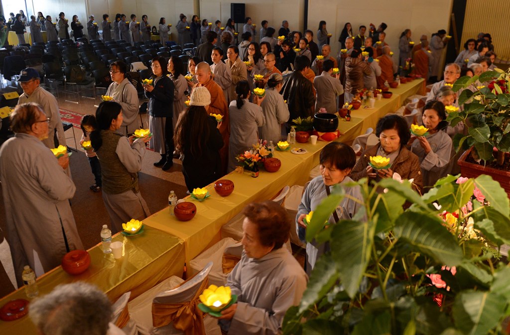 Pháp hội dược sư năm 2017 tại thành phố San Jose (Hoa Kỳ)