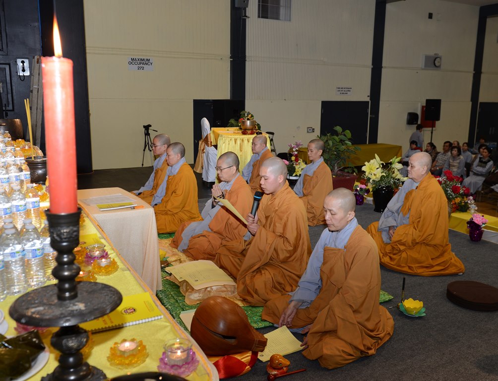 Pháp hội dược sư năm 2017 tại thành phố San Jose (Hoa Kỳ)
