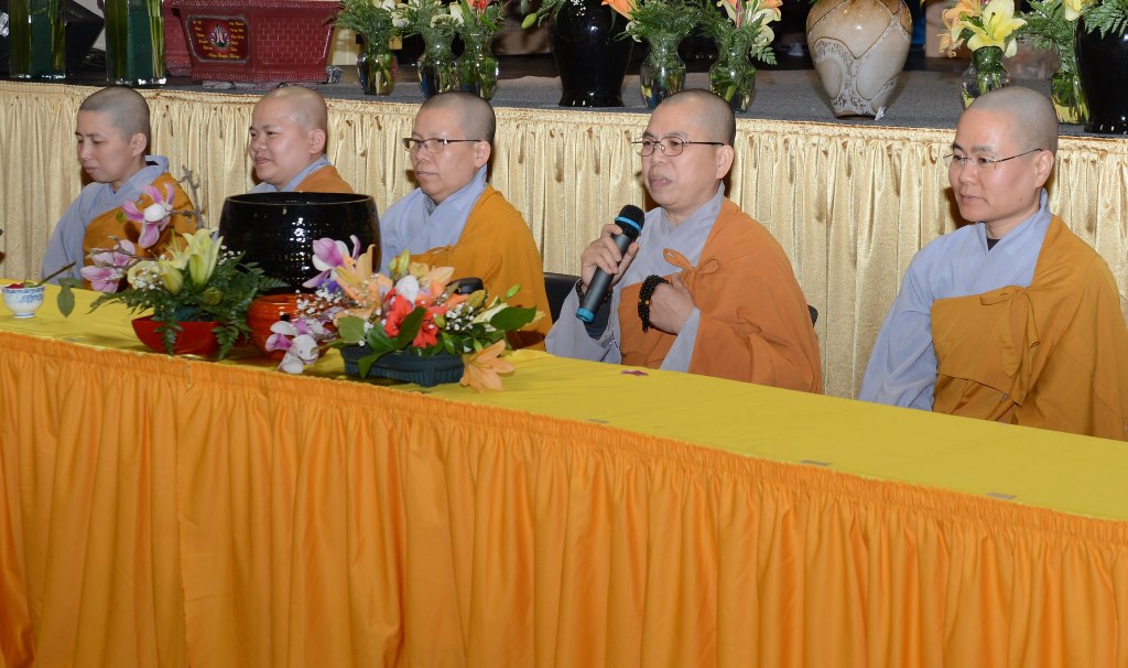 Pháp hội dược sư năm 2017 tại thành phố San Jose (Hoa Kỳ)