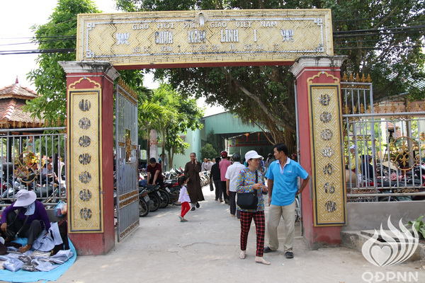 Quỹ Đạo Phật Ngày Nay - Tổng Kết Chương Trình Trao Quà Từ Thiện Và Trao Tặng Học Bổng Cho Học Sinh Nghèo Vượt Khó C101